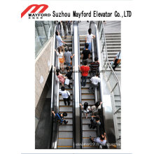 Escalator d&#39;ascenseur de passager pour la gare